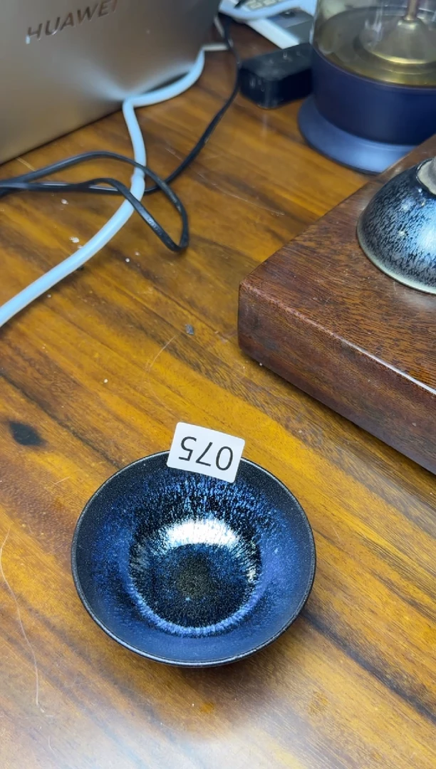 茶盏叶文凤柴烧精品
