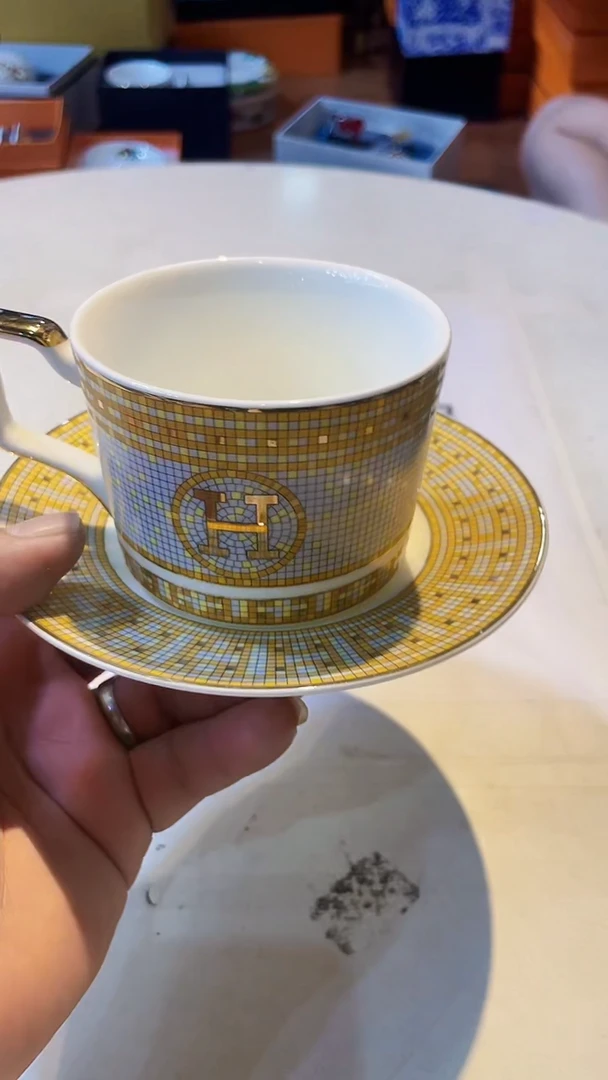 杯鸿辉家品牌瓷器，京东包邮！