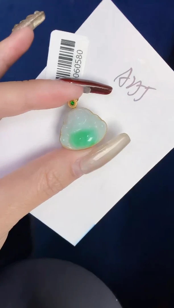 【闪购商品】翡翠颈饰18K金镶嵌0000000000