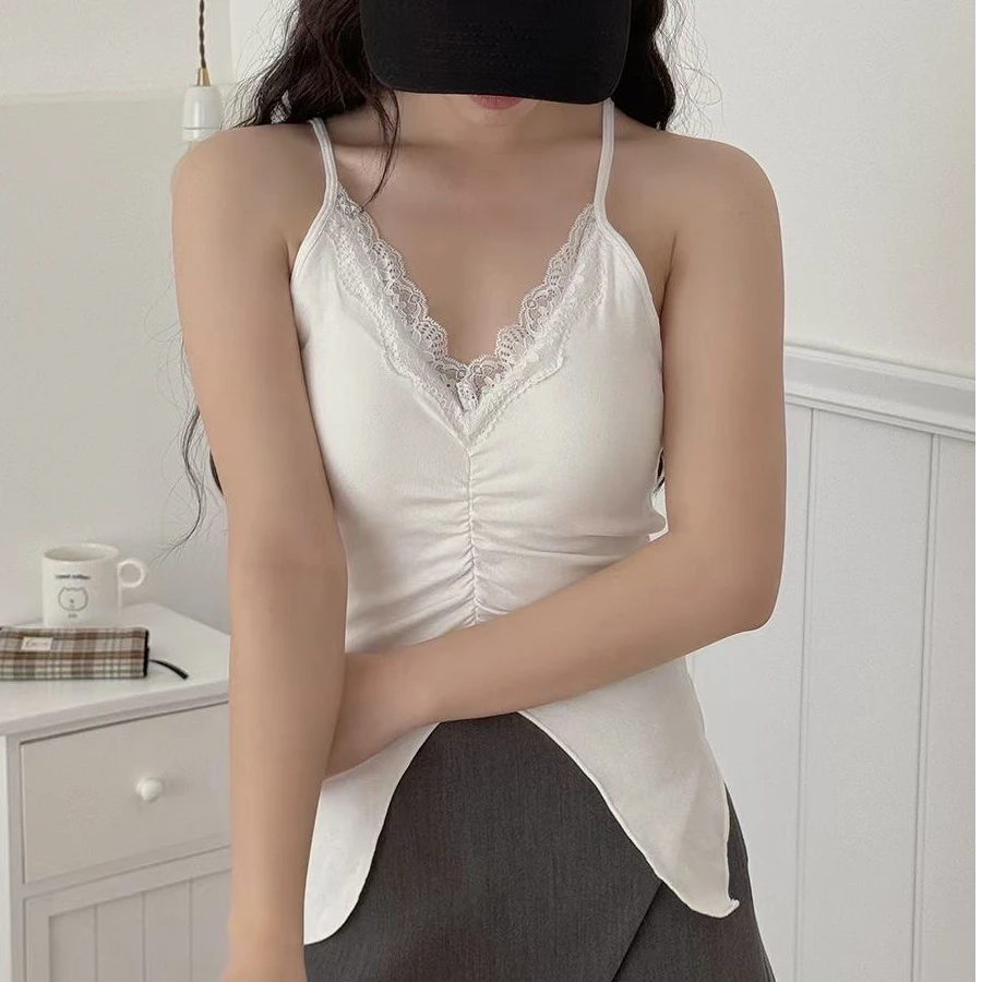 春夏季新款设计款下摆开叉蕾丝V领吊带背心上衣带胸垫显瘦打底女