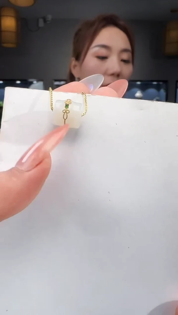 和田玉未镶嵌吊坠(不含链)1