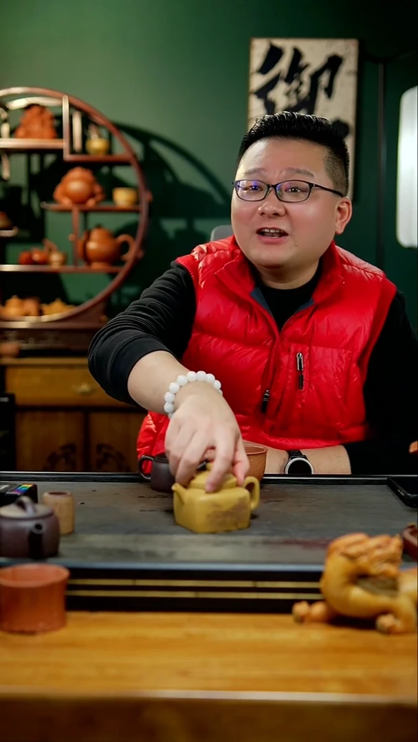 【闪购商品】紫砂茶壶10-半手段泥山水德钟160cc