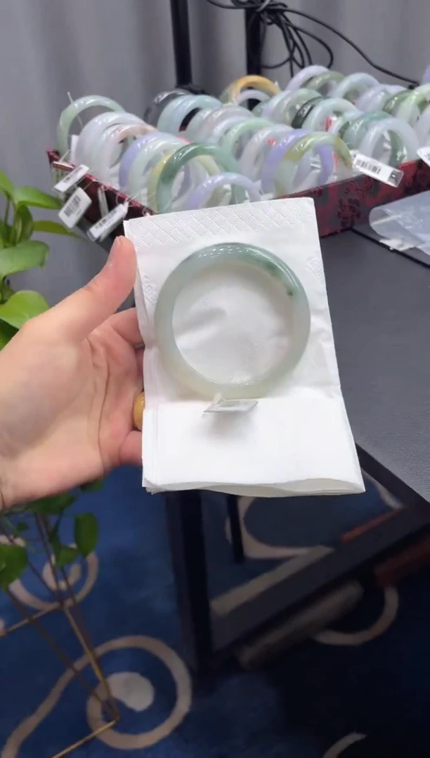 未镶嵌手镯翡翠5347****