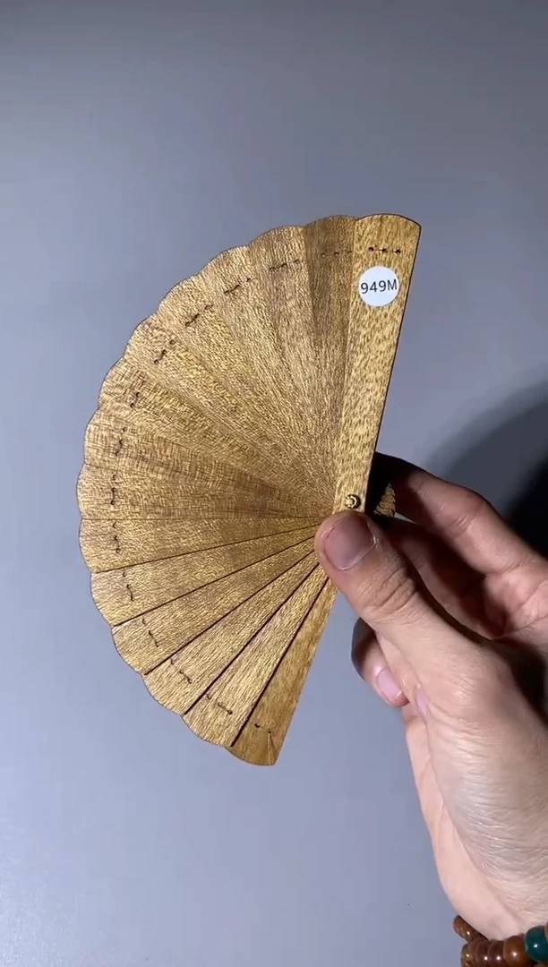 【闪购商品】金丝楠949号10cm金丝楠木小叶桢楠掌中扇