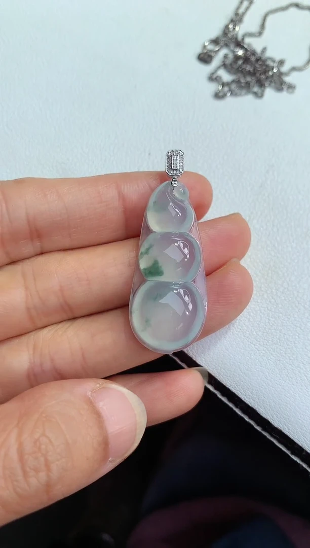 颈饰未镶嵌翡翠福豆