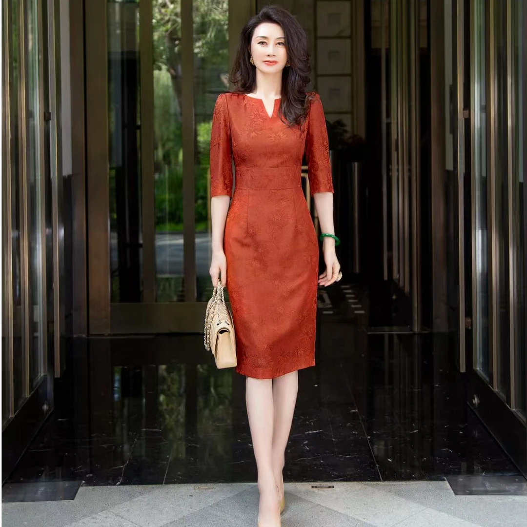 EDFNOT/杨红霞汝意HY立体花V领泡泡袖修身连衣裙HY25576