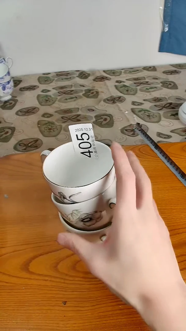 瓷片红****怪小淼海外陶瓷工艺品