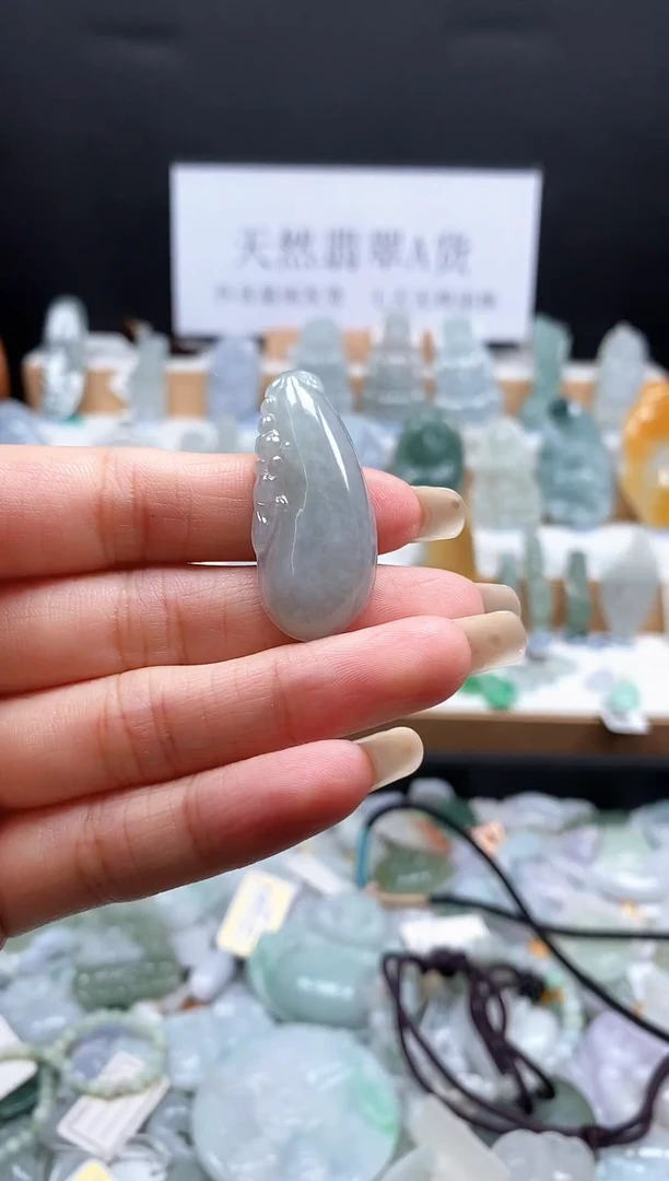 翡翠未镶嵌吊坠(不含链)112福瓜吊坠