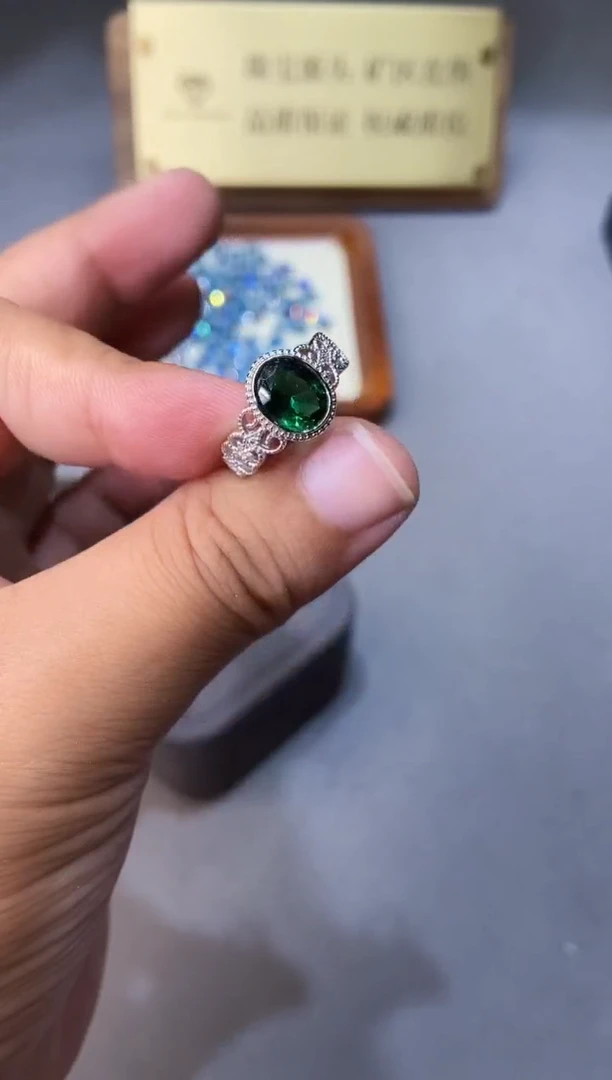 戒指透辉石银S925镶嵌.....