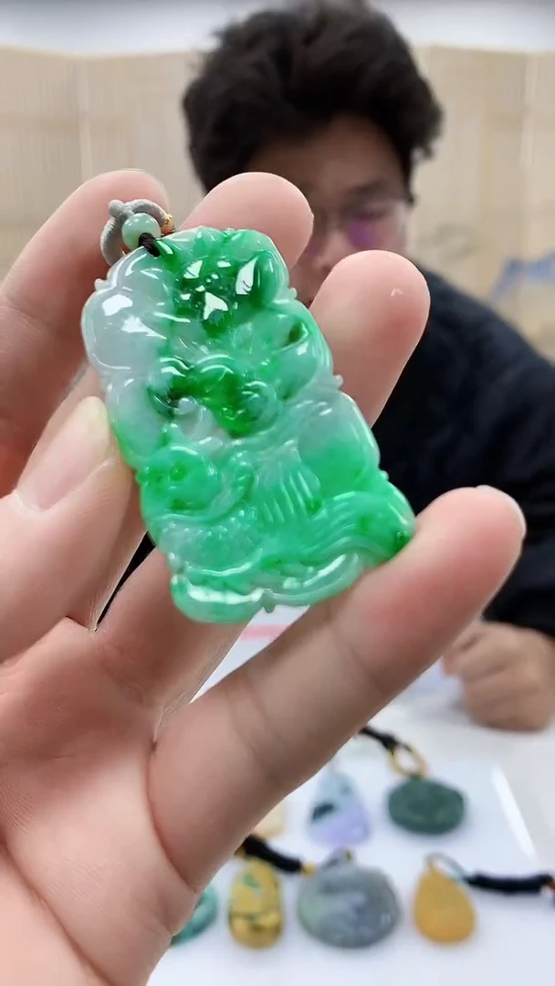 【闪购商品】定制翡翠未镶嵌4688bb-毛货挂件7