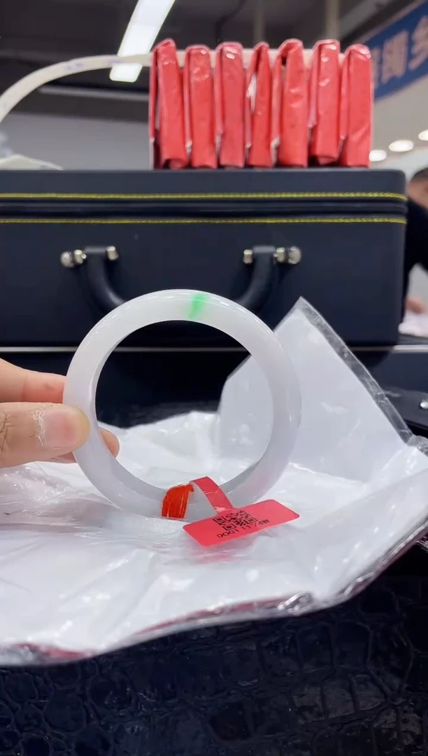 未镶嵌手镯翡翠11