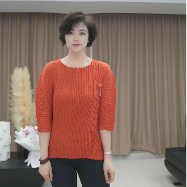 【U.M】艺术环保褶皱设计款上衣显瘦藏肉