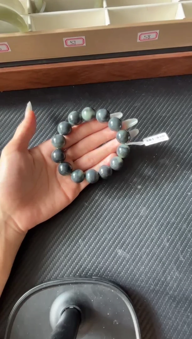 未镶嵌手串和田玉若羌微色差卡16手串M