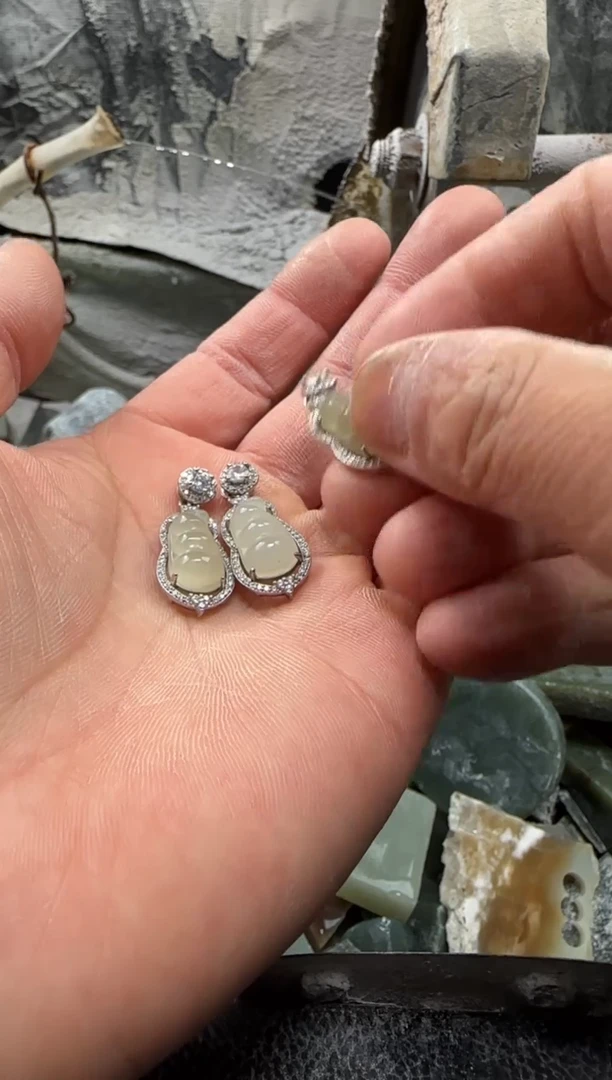 【闪购商品】和田玉颈饰未镶嵌吊坠 多样性 拍一发一