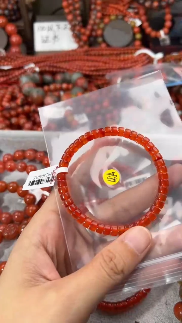 南红玛瑙手串未镶嵌5+