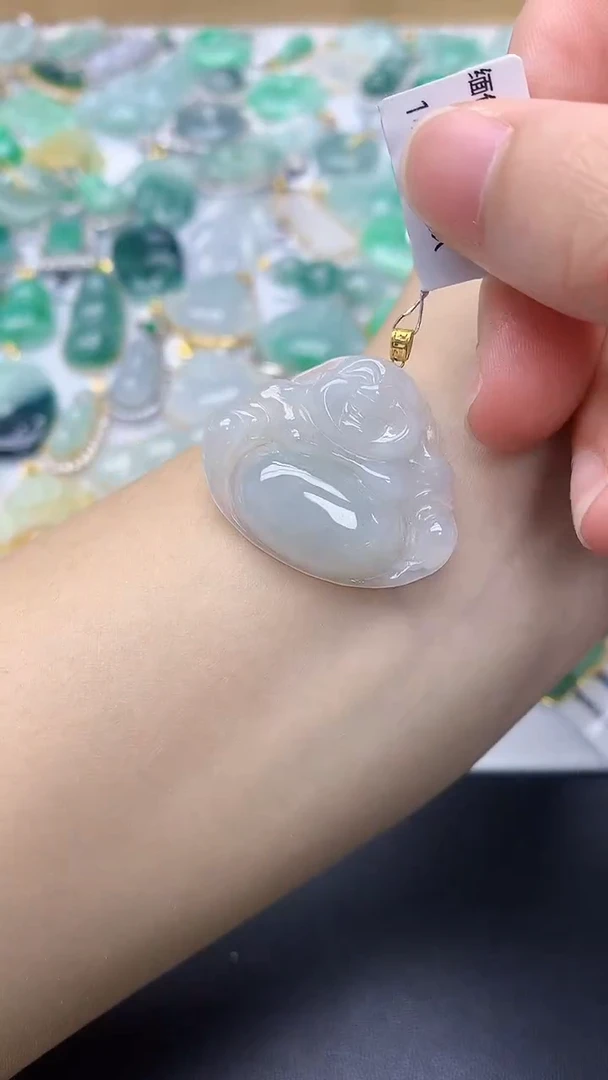 颈饰18K金镶嵌翡翠天然缅甸A货百元以上9元证书费自理