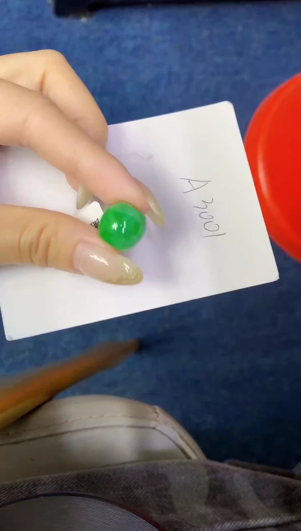 翡翠未镶嵌颈饰缅甸天然翡翠A货