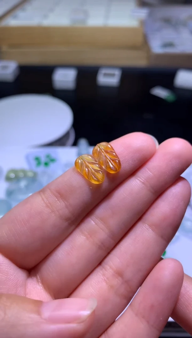 定制翡翠未镶嵌毛货