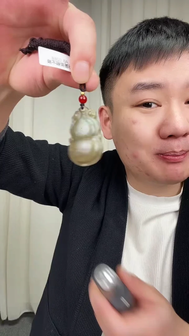 未镶嵌和田玉挂件1