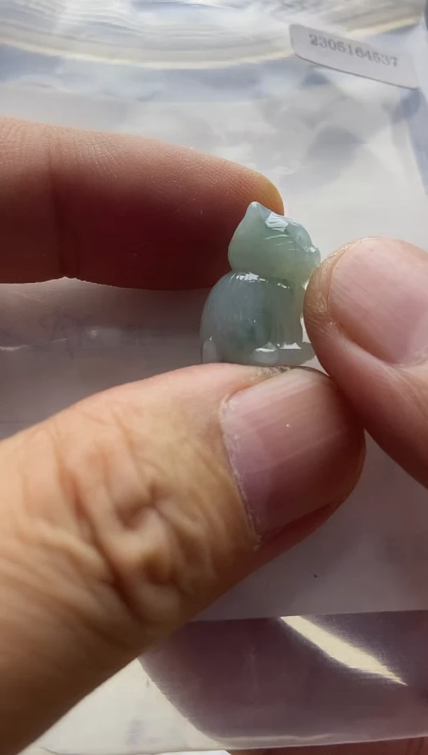 未镶嵌摆件翡翠小猫