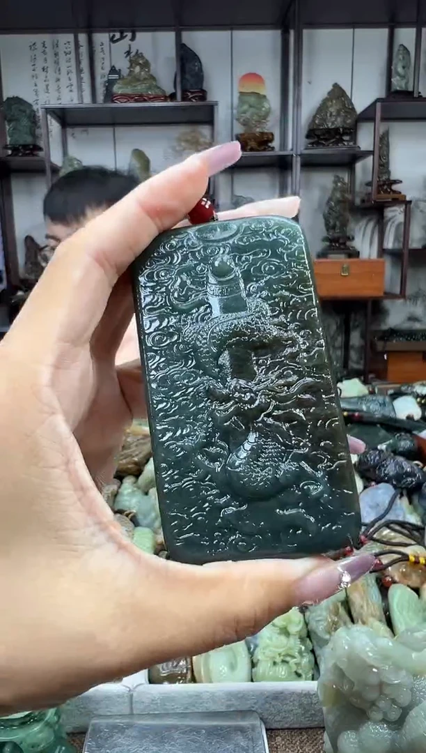 未镶嵌和田玉把件1