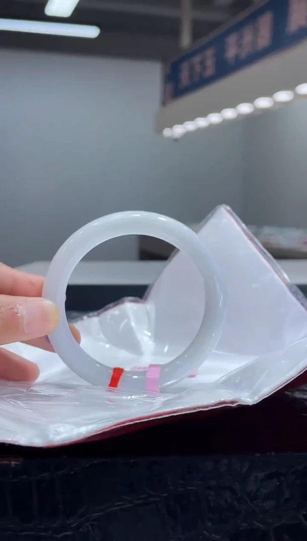 未镶嵌手镯翡翠9