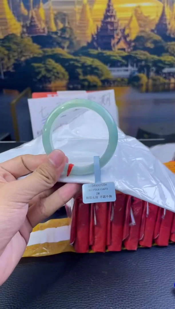 未镶嵌手镯翡翠3