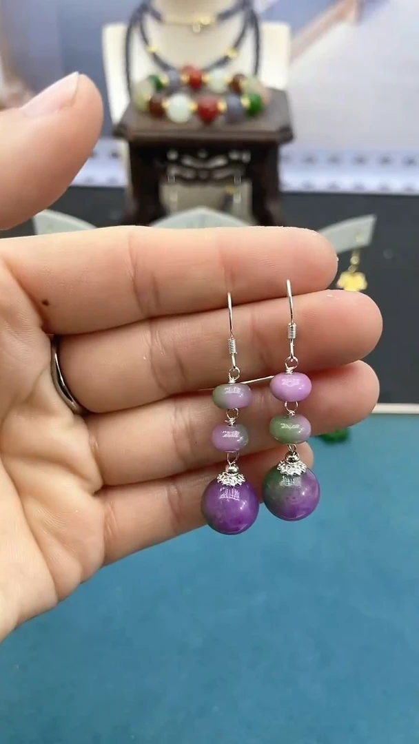 【闪购商品】翡翠耳饰银S925镶嵌春彩三珠耳钩