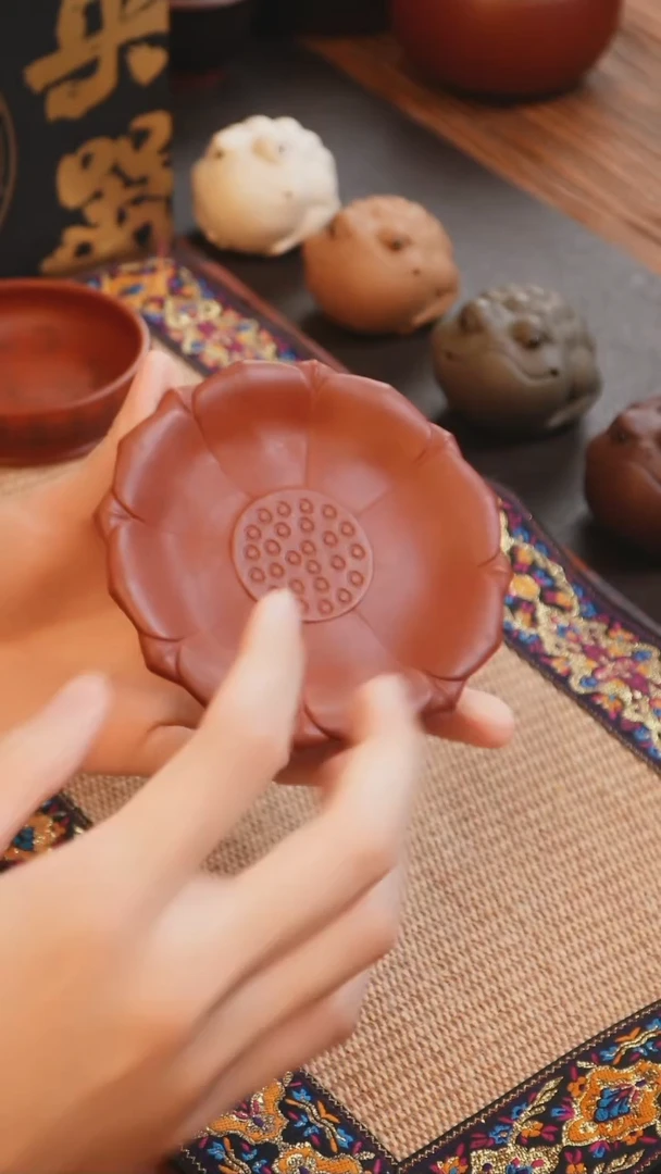 紫砂茶叶罐朱泥莲花杯垫