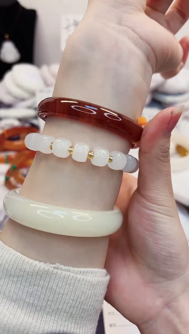 【闪购商品】石英质玉手镯未镶嵌149-玛瑙-圈口59