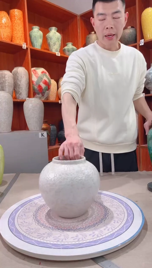 【闪购商品】瓶茶白 小号 陶瓷花瓶 无花