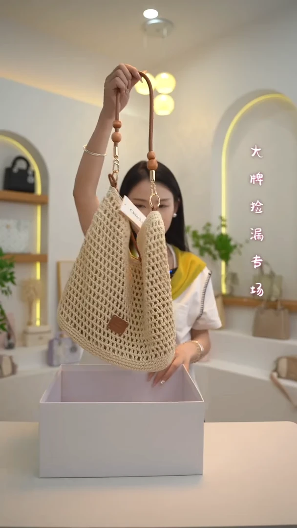 羊皮（革）7.31单肩斜挎包包