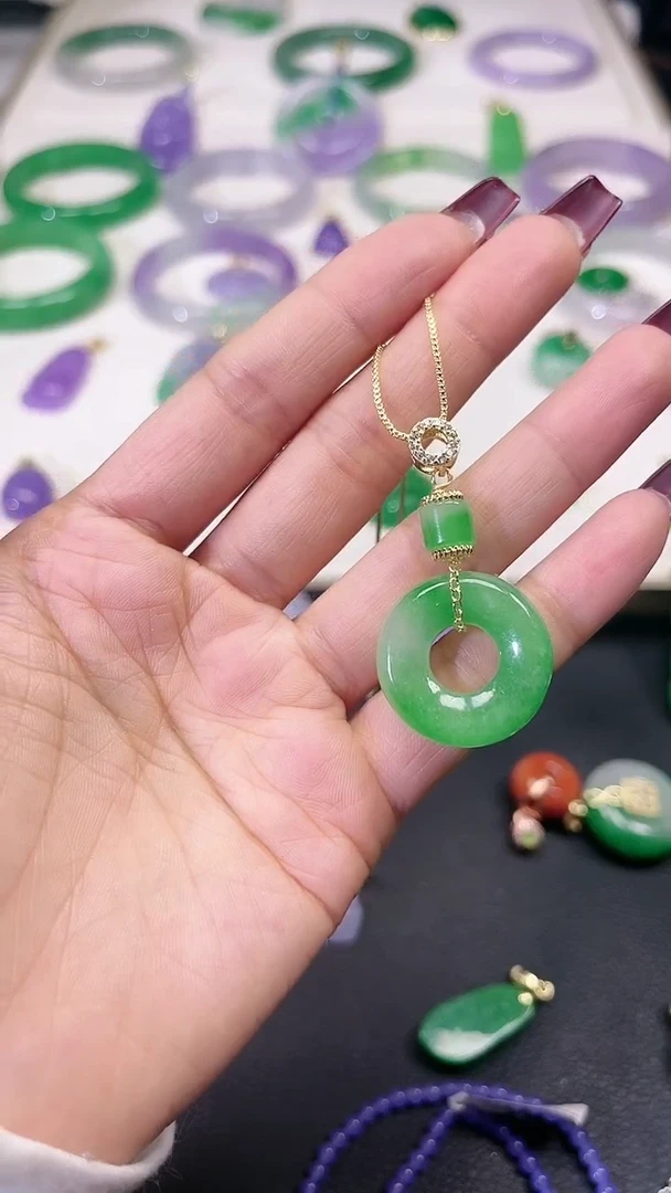 【闪购商品】翡翠颈饰14K金镶嵌飘花甜甜圈手工