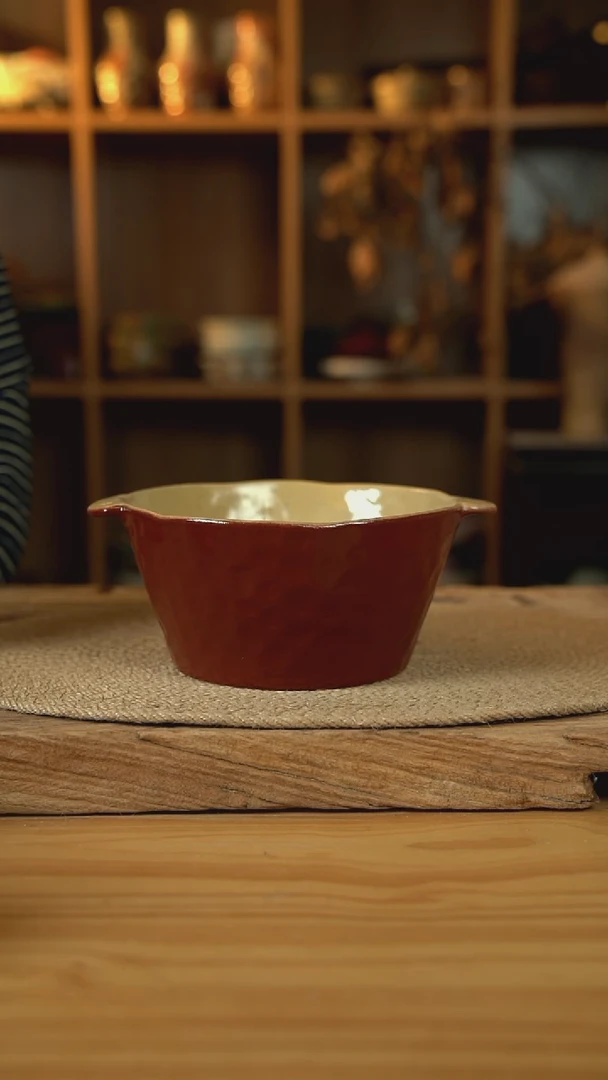 复古红系列的7英寸双耳垂纹汤碗1个