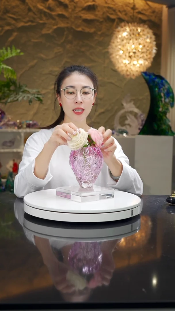 福利金红色水波纹香薰瓶
