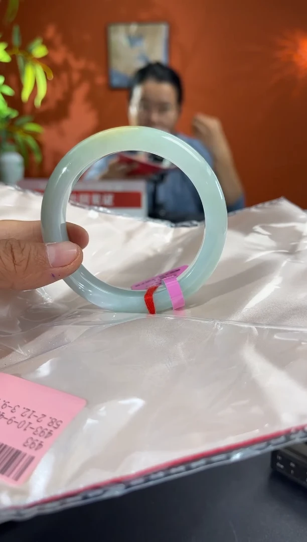 未镶嵌手镯翡翠翡翠手镯