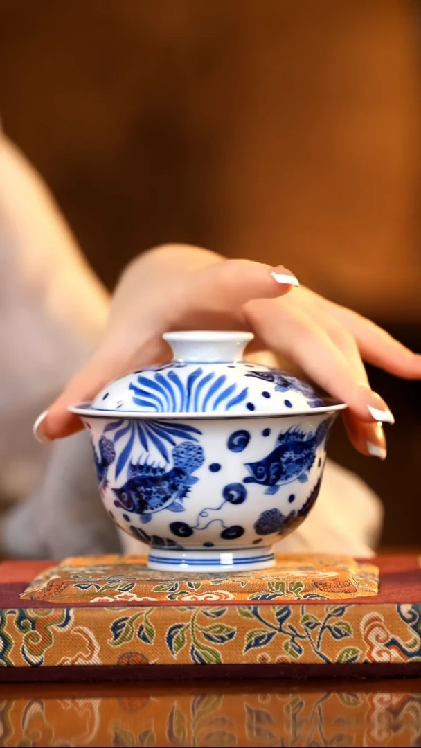 亦然堂鳜鱼元宝盖碗