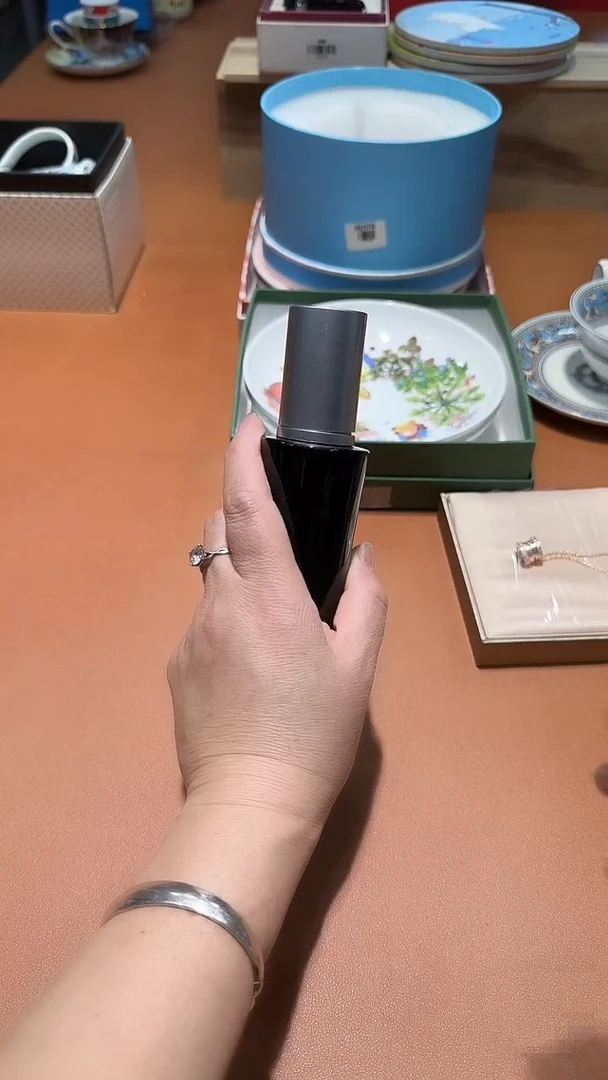 瓷片菲全场正品,一件不留@@1