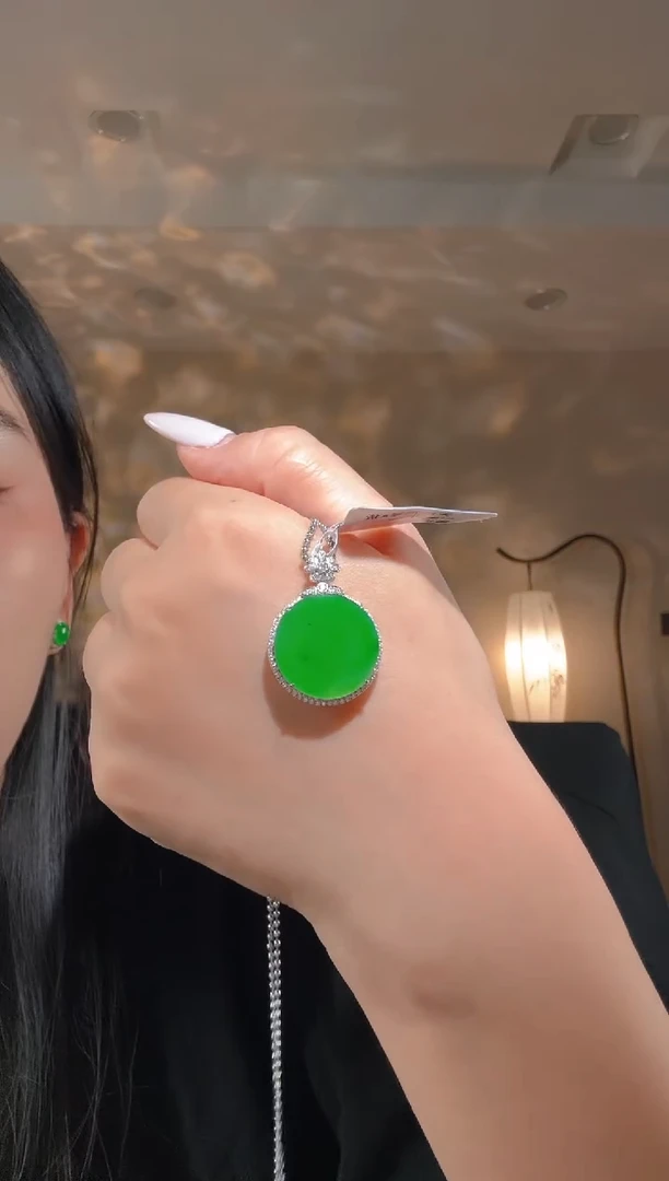 吊坠(不含链)未镶嵌翡翠圆牌吊坠