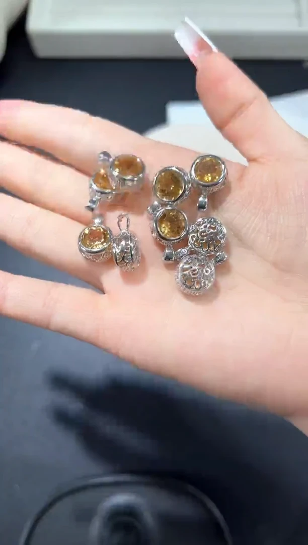 吊坠(不含链)银S925镶嵌黄晶10n多样性发其一【1条】