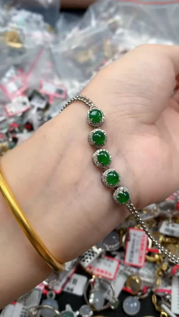 翡翠戒指银S925镶嵌天然A货缅甸翡翠