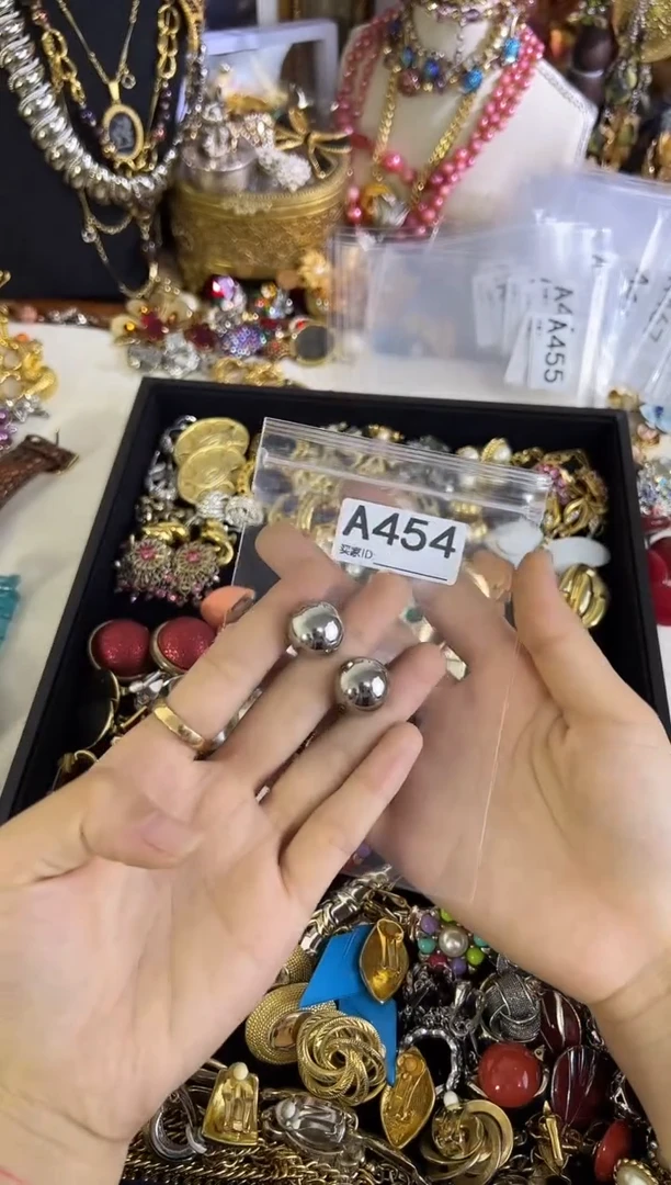 合金无铜合金454 中古首饰都有瑕疵 请确认好成色尺寸在拍！