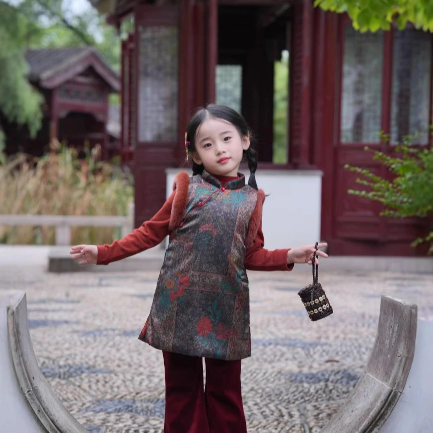 现货倾国倾城冬季加厚改良唐装宝宝冬装保暖外套女童对襟棉服套装