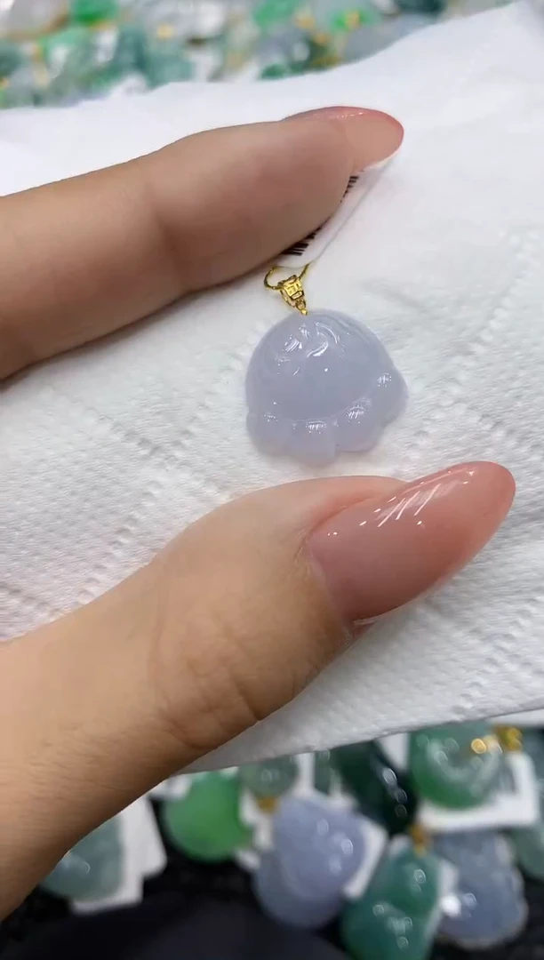 颈饰18K金镶嵌翡翠111111111111