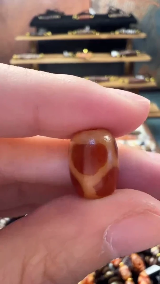 玛瑙/玉髓（覆膜）颈饰未镶嵌149.(微瑕)