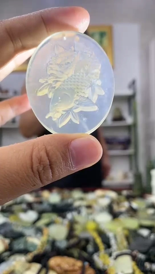 岫玉未镶嵌挂件