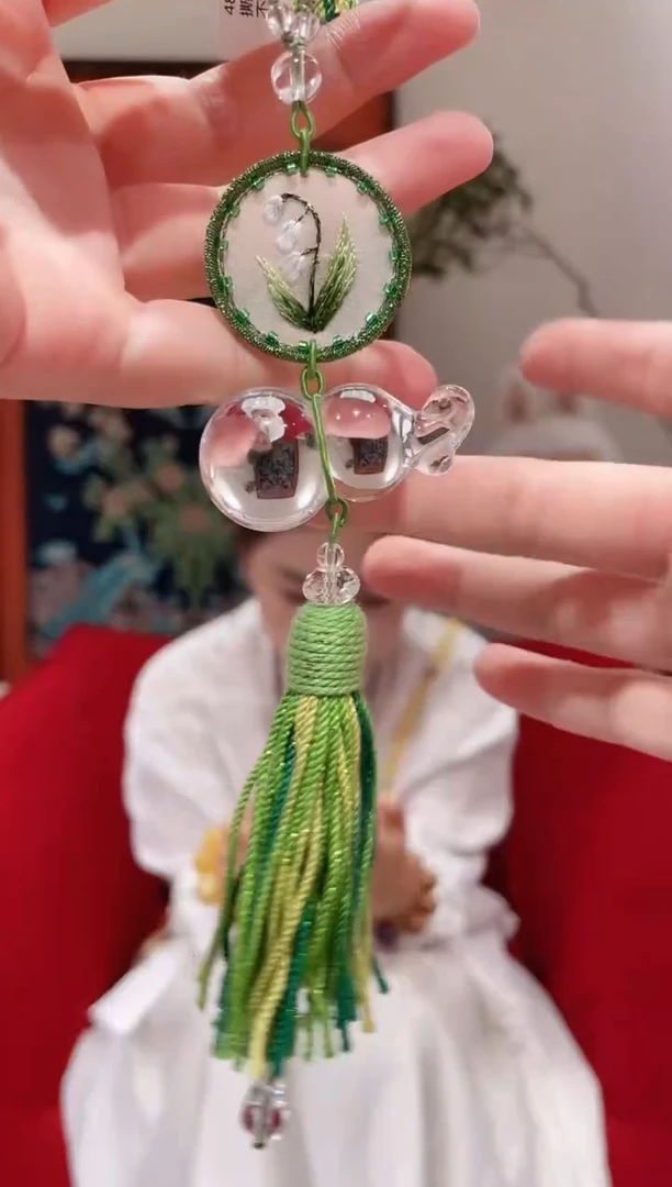 未镶嵌车挂水晶水晶