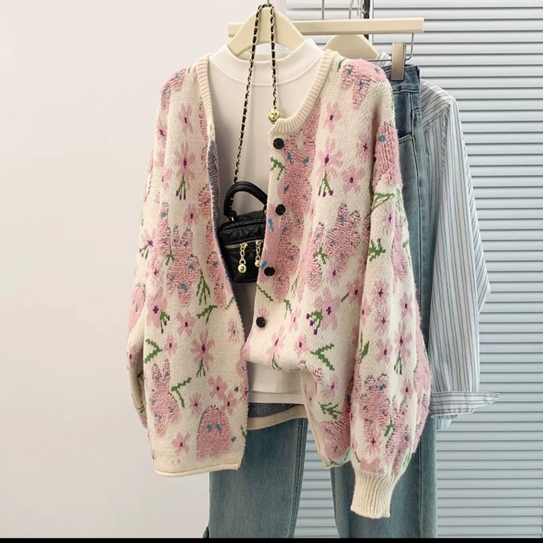 新款粉色花朵针织开衫