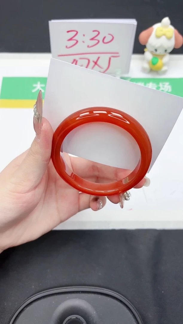 【闪购商品】石英质玉手镯未镶嵌260-56.7