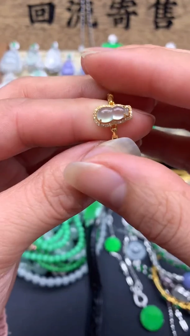 【闪购商品】翡翠戒指18K金镶嵌106-中国好珍宝